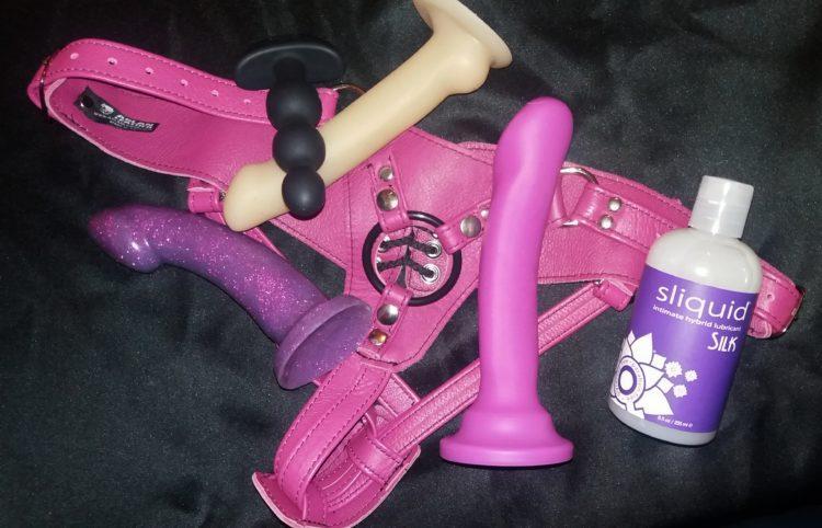 Pegging equipment